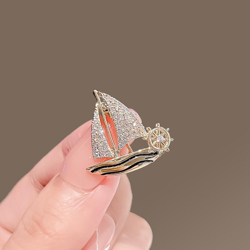 Small Sailboat Brooch, Badge, Smooth Sailing Pin, Anti-glare Clasp, Suit Corsage Accessory