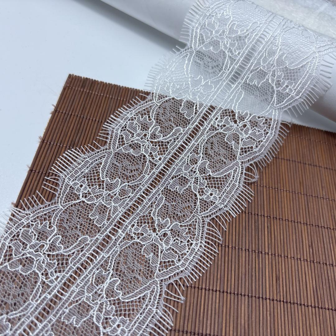 

3m x 9.5cm Narrow Chantilly Lace Trim, Non-stretch Eyelash Trimming Lace for Wedding, Lingerie, Underwear, Dress, Garment, Crafting 3 meters x 9.5 cm