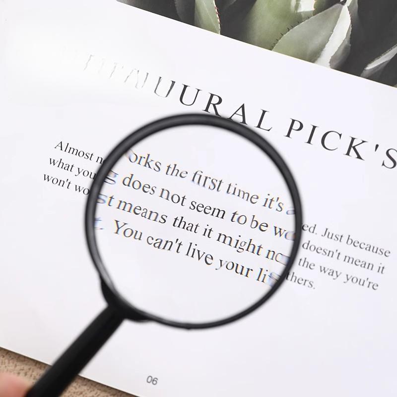1PC 60mm Magnifying Glass for Household Children, Students and The Elderly To Read and See Pictures Plastic Magnifying Glass Optical Amplifier