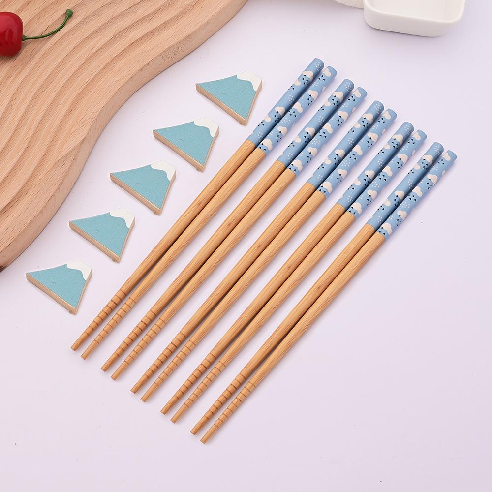 5 Pairs Bamboo Wooden Chopsticks Chinese Food Tableware Japanese Sushi Sticks Washable Dishes Kitchen Accessories Set
