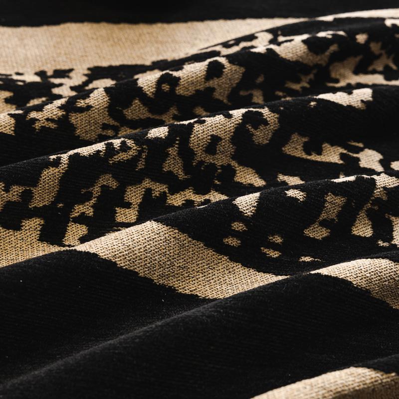 Four Seasons Universal Home Living Room Sofa Cover Machine Washable Sofa Cushion Soft and Comfortable Blanket On Sofa