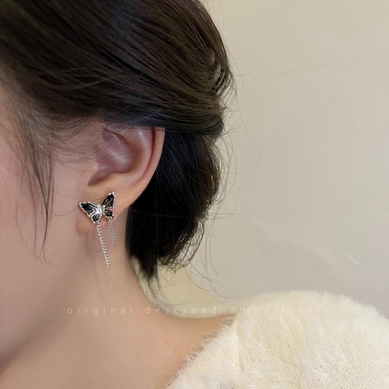 Sweet and spicy style~ black butterfly chain stud earrings women's light luxury high-end temperament earrings Korean niche personalized earrings