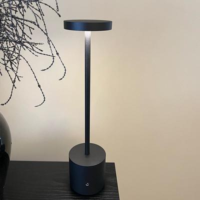 Dekorative Tischlampe aus Aluminiumlegierung LED Wasserdicht Wiederaufladbares Nachtlicht Touch-Dimmung Bar Wohnzimmer Lesen Campinglicht