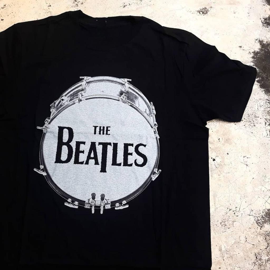 The Beatles, A British Rock Band Hiphop, Is A Large-sized, Slimming Short-sleeved Band