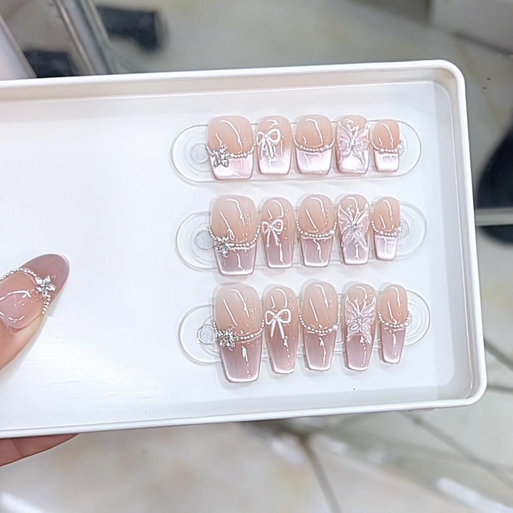 

Hand-woven Armor Butterfly Speech 3D Hand-painted Relief Butterfly Pure Temperament Manicure Patch Large L