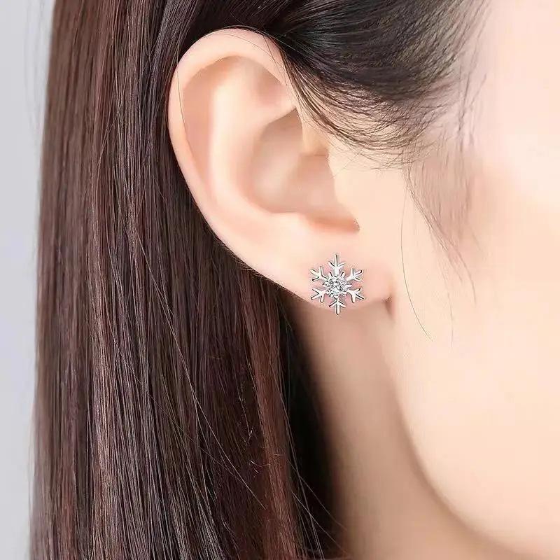 Cao Shi Snowflake Zircon Stud Earrings for Women - Festive Jewelry for Christmas & New Year