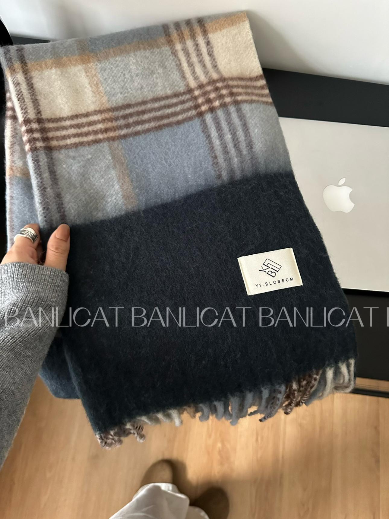 

Теплый шарф с кисточками Banlicat White & Blue Plaid Tassel - шаль унисекс осень/зима
