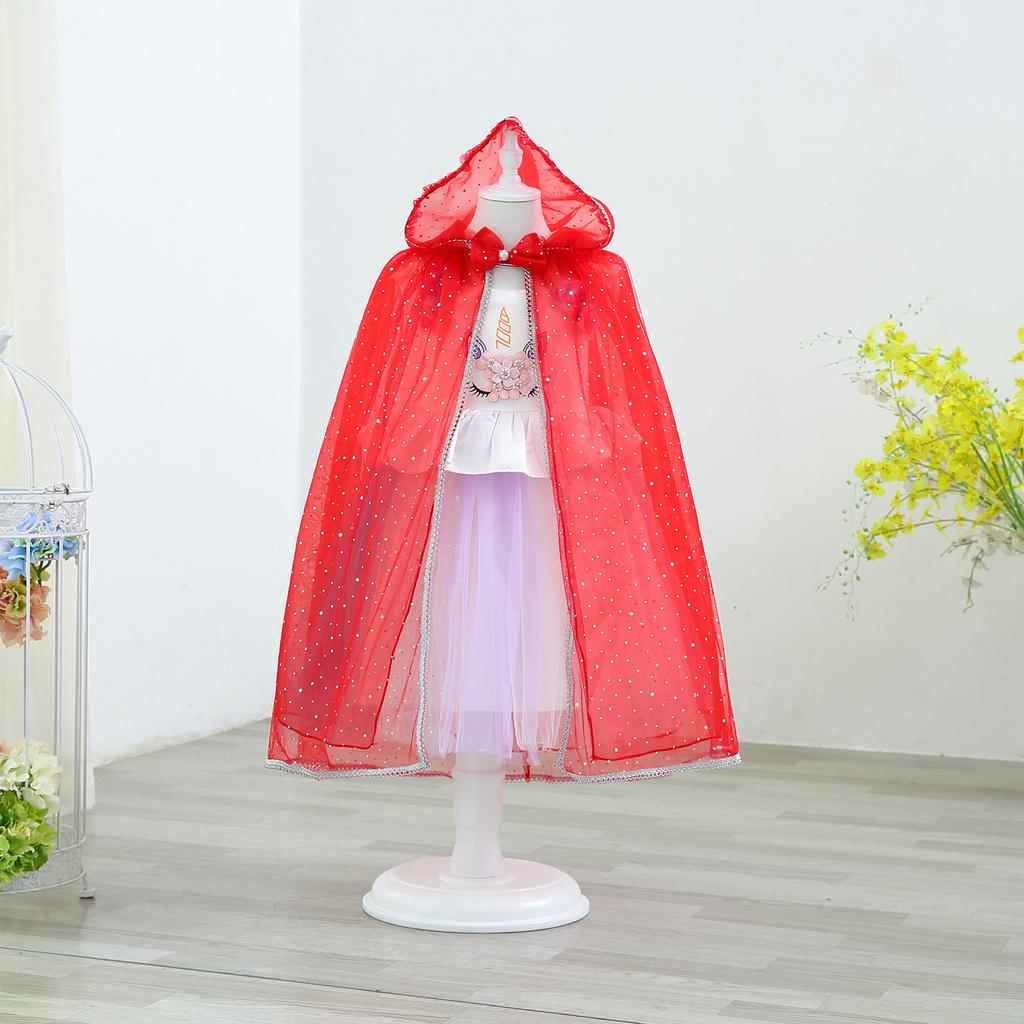 Halloween cape children's cape costume girls Frozen Princess Elsa wearing a witch cape