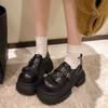 Slipper Damen 2025 Herbst neu super angesagt Retro kleiner Mann dicke Sohle Höhe Pendeln Mode kleine Lederschuhe Damenschuhe