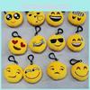 Portachiavi Peluche Emoji Carino in Materiale PP per Ornamenti per Cellulare e Regalo per Amici