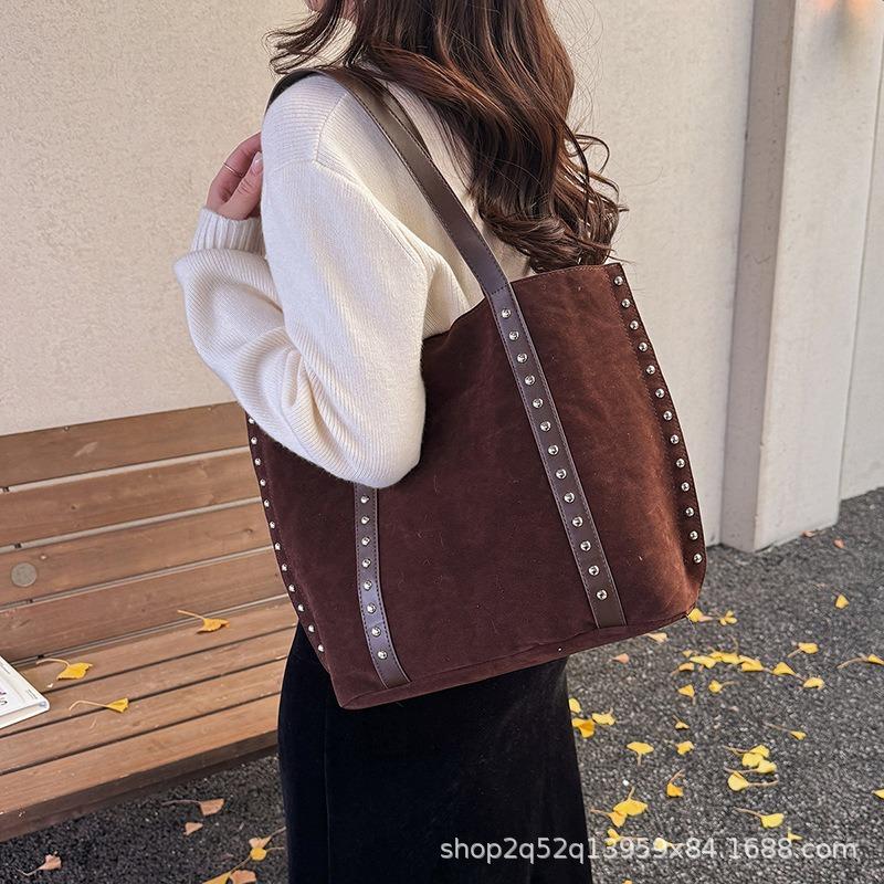 Retro Matte Big Bag Women's New Large-capacity Shoulder Bag Feels Like Commuting Tote Bag To Work