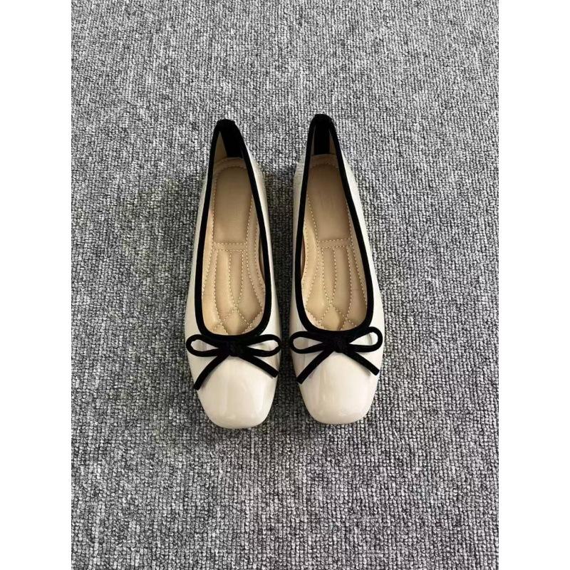 Korean version of women's shoes new patent leather bow square head flat shoes casual versatile light mouth single shoes women's floating shoes, red s