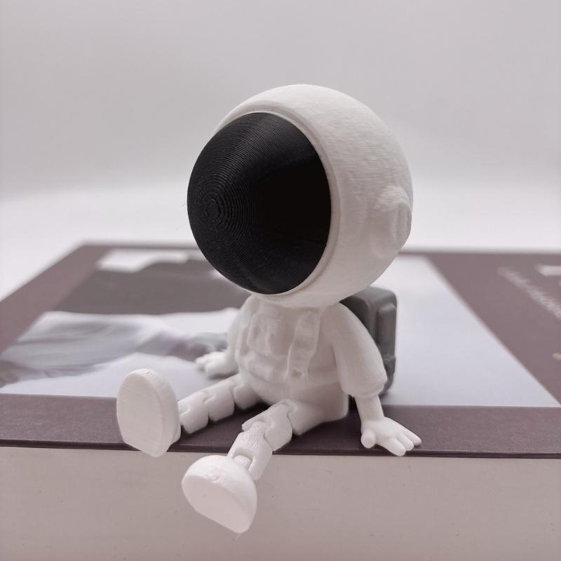 3D Printed Astronaut Alien Statue Ornaments, Unique Space Science Fiction Designed Movable Aliens, Astronaut Party Decorations