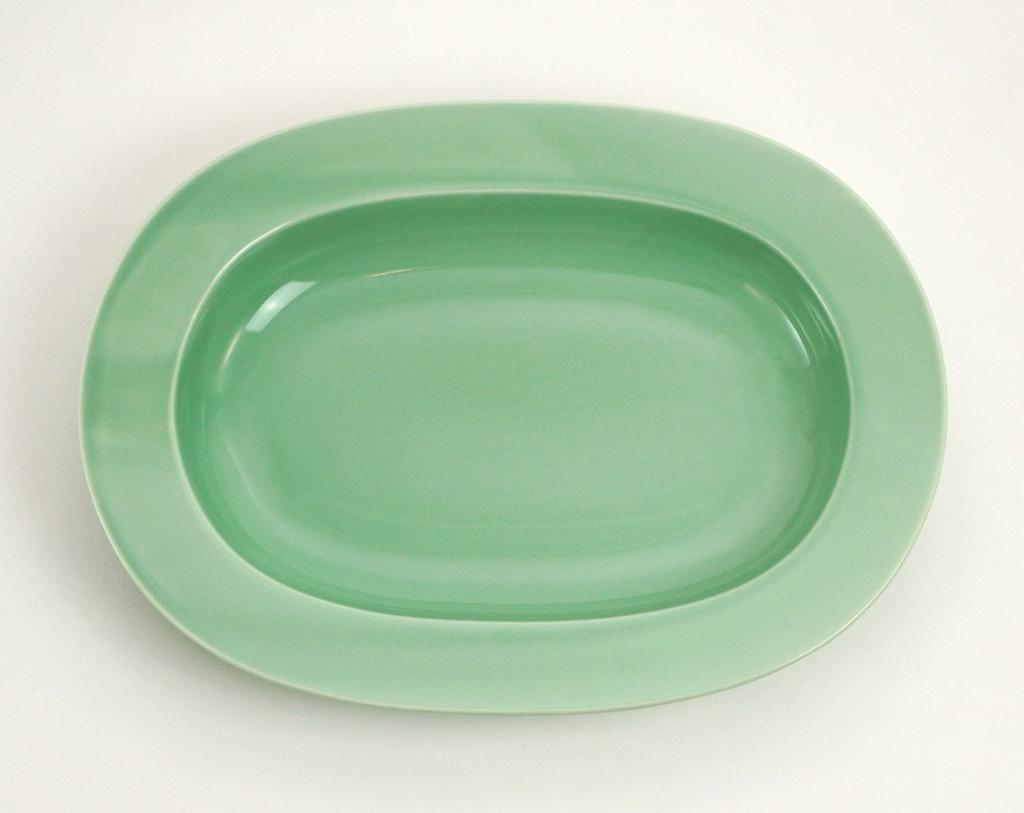 Saikaitoki Hasami-keramik Oval Pastatallrik Diameter 27cm Grön 14467 "Essence"