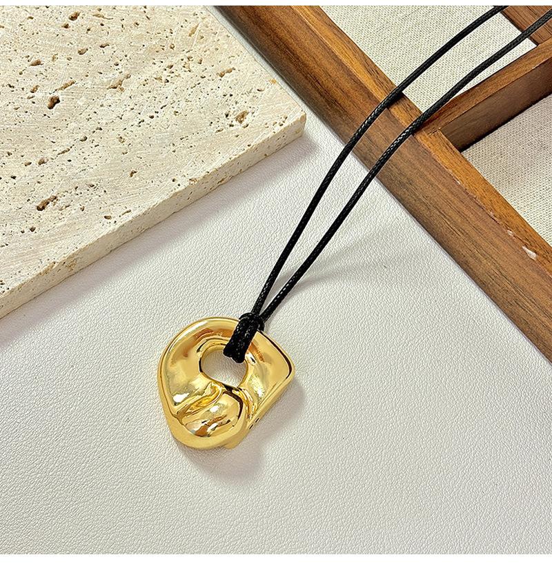 Fashion Spiral Heart-Shaped Pendant Necklace for Women Adjustable Long Black Wax Rope Clavicle Chain Charm Couple Birthday Gift