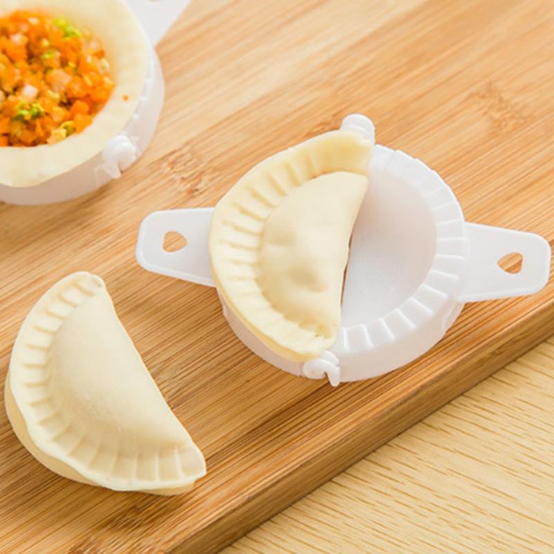 Dumpling Press for Homemade Dumplings Ravioli Pies 8cm Diameter PP Kitchen Tool