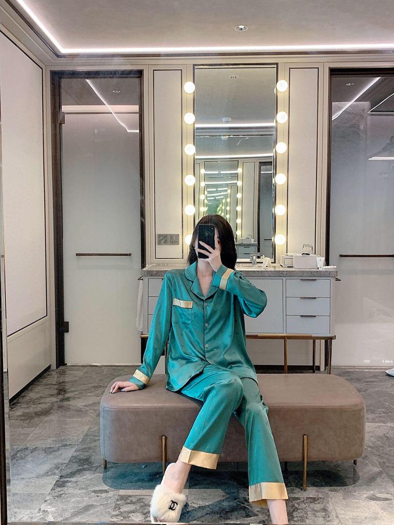 Fashionable Ice Silk Heart Print Pajama Set - Women's Long Sleeve Cardigan for Spring/Summer.