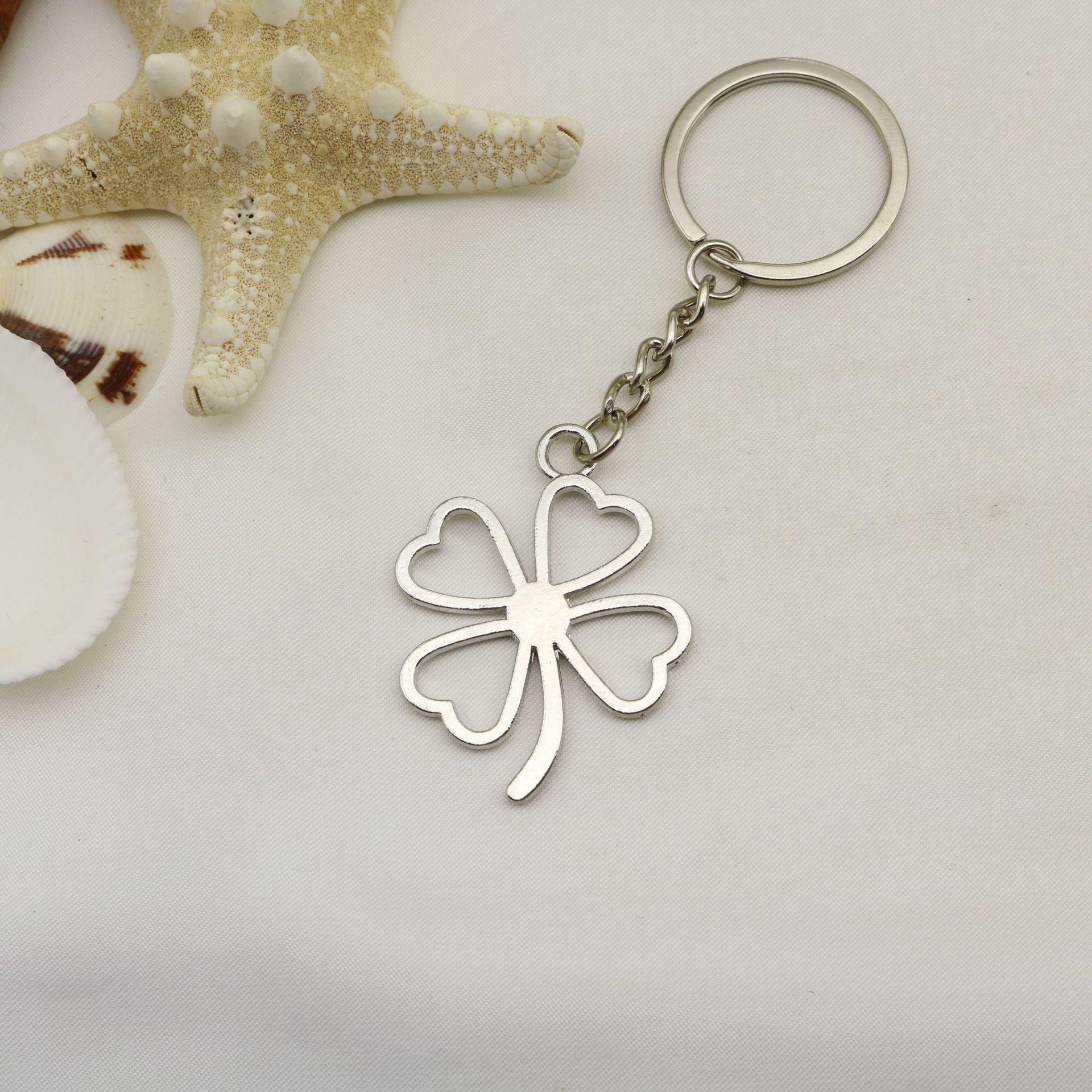 Xiyin Temu Four-Leaf Clover Keychain Pendant - Cute, Colorful Jewelry Accessory
