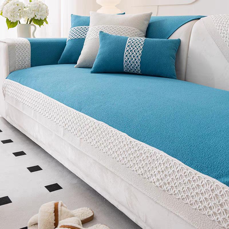 Подушка для дивана из бархатной ткани Loop — фото 5