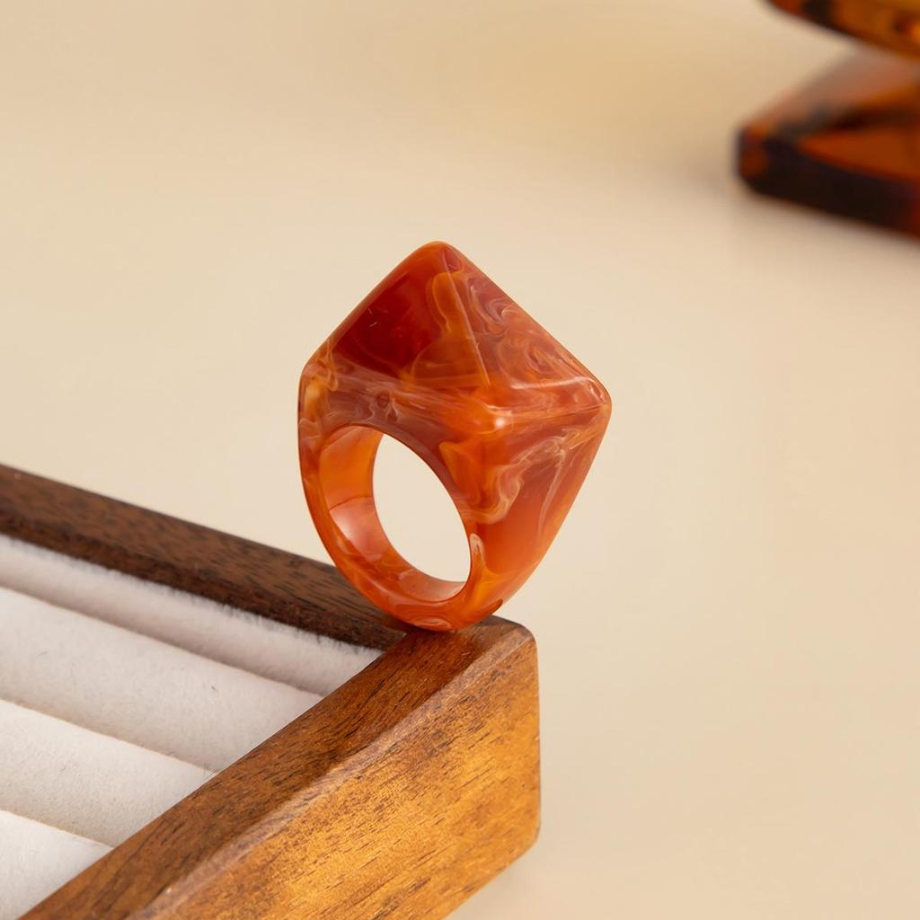 Fashion Gradient Square Triangle Cut Resin Ring Designer Handbag Shaped Band Ring For Women INS Daily Minimalist Jewelry