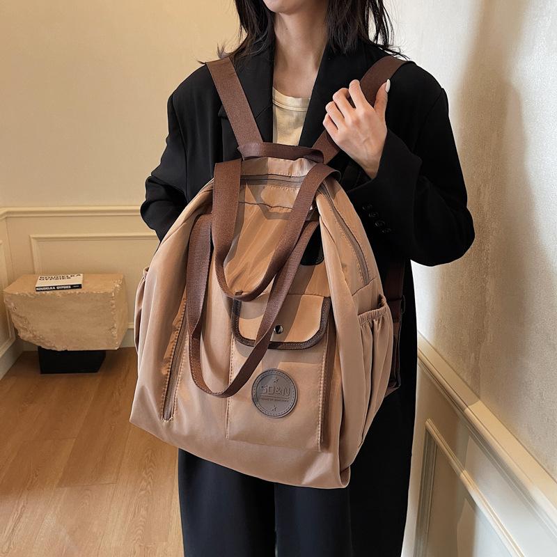 Schoolbag Large Capacity Tote Mommy Bag 1011 New Multifunctional Lightweight Waterproof Shoulder Bag Women's Commuter Backpack