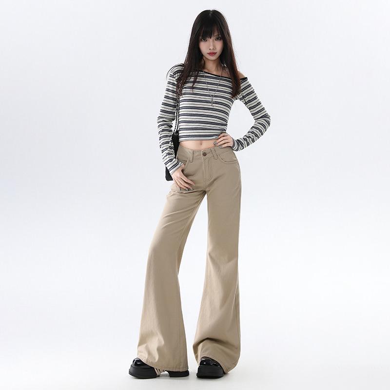 2025 Women's Retro Low-Waist Micro-Flare Jeans – Non-Clingy, Versatile, Loose Fit for Autumn