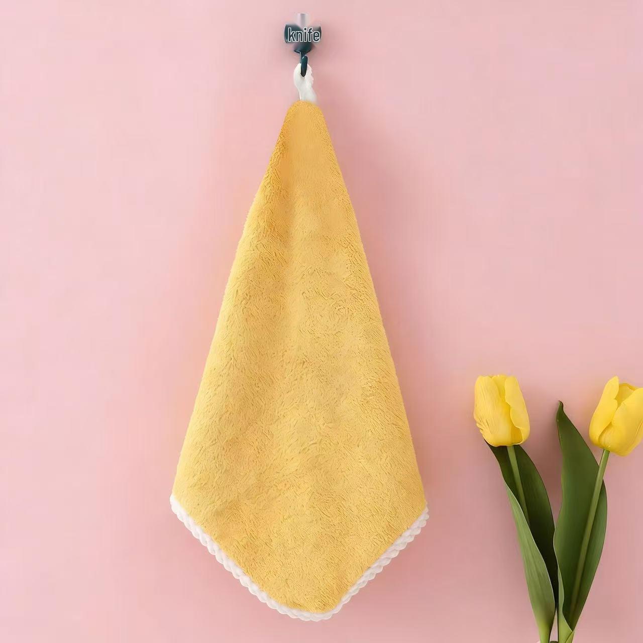 Cartoon Wall-Mounted Kitchen Coral Fleece Hand Towel – Customizable Gift Option