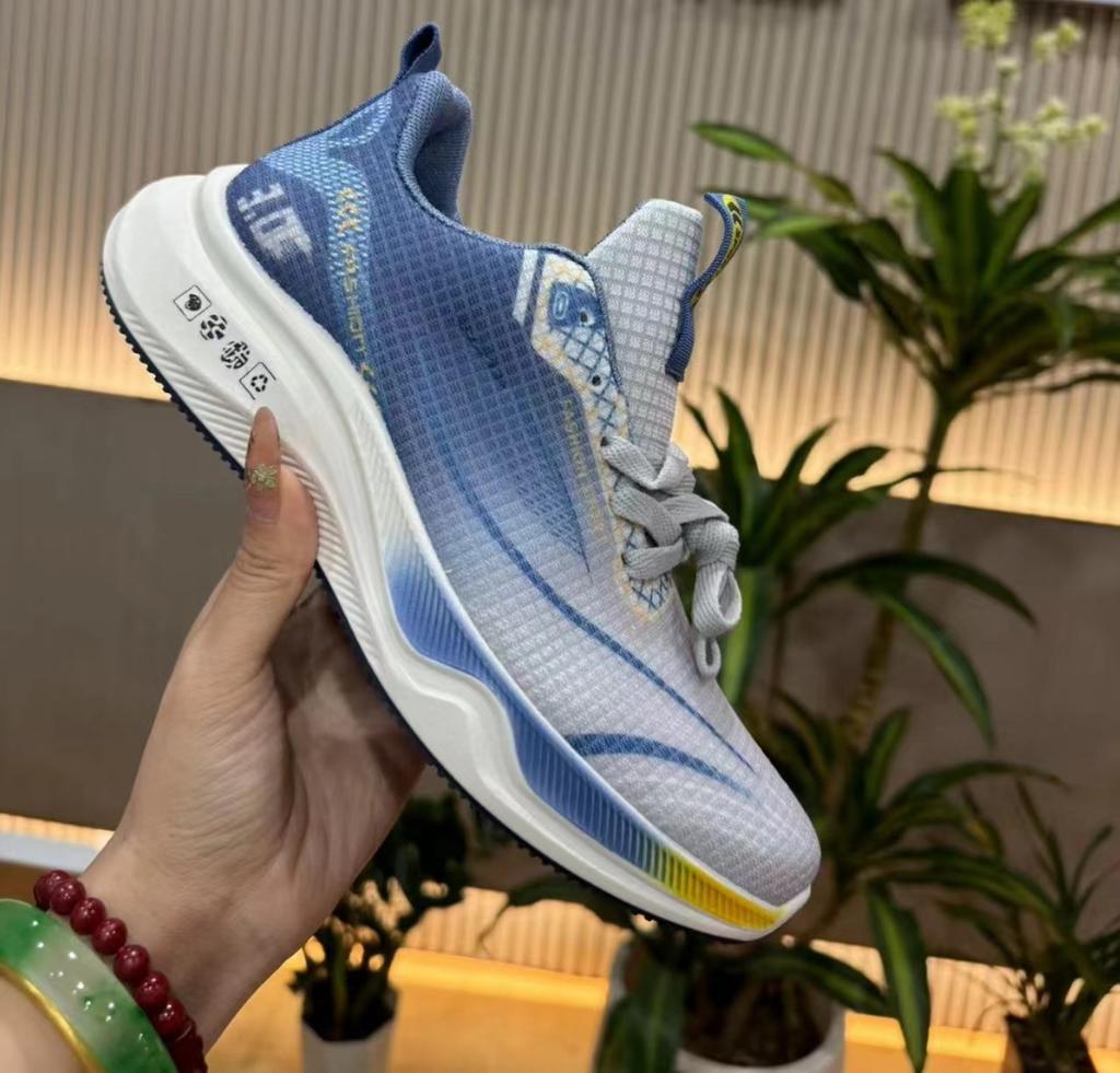 Shoes summer mesh fly-woven breathable sneakers coconut shoes student sports shoes running shoes