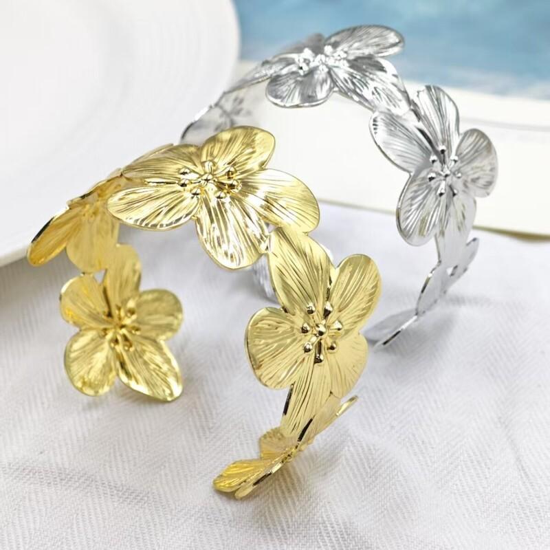 Statement Metal Flower Butterfly Bracelets New Personality Geometric Open Adjustable Bangles Cuff Bracelets Party Hand Jewelry