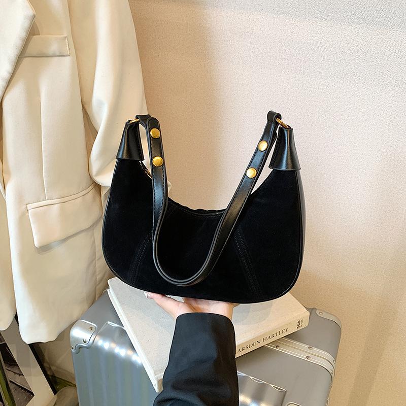 Premium sense niche bag women's autumn and winter 2025 new retro versatile shoulder messenger bag underarm work dumpling bag