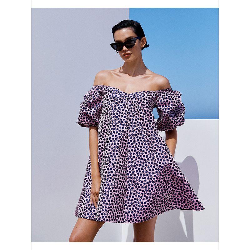 

Wei Yi Documentary! Scan * Lan Theo * Do * Re Florals Trapezoid Dress off-Shoulder Bubble A- line Skirt Image color 10/L