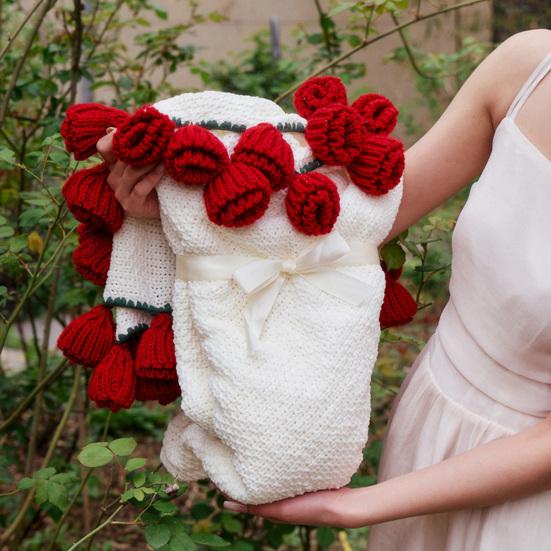 Crochet Flowers Rose Bouquet Blanket Soft Breathable Decorative Romantic Rose Flower Bouquet Knitted Throw Blanket