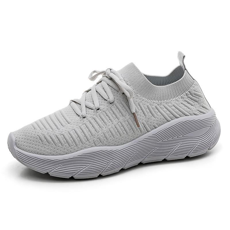 Men's four seasons new comfortable soft-soled casual sports shoes breathable running shoes soft-soled non-slip student sneakers