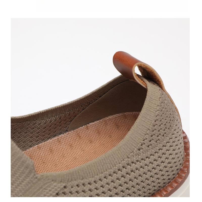 Outdoor Men's Sneakers Men Loafers Lightweight Summer Fashion Breathable Mesh Men Casual Shoes Men Trainer