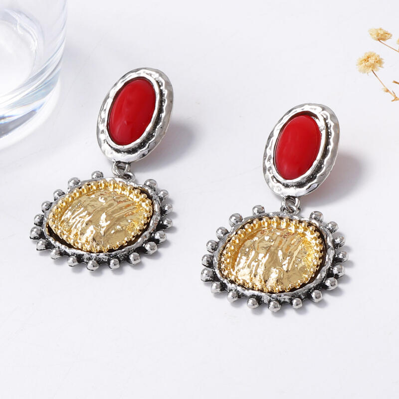 Retro Geometric Alloy Inlaid Resin Earrings for Women Ladies Europe and America Style Exaggerated Pendant Earrings Jewelry Gifts