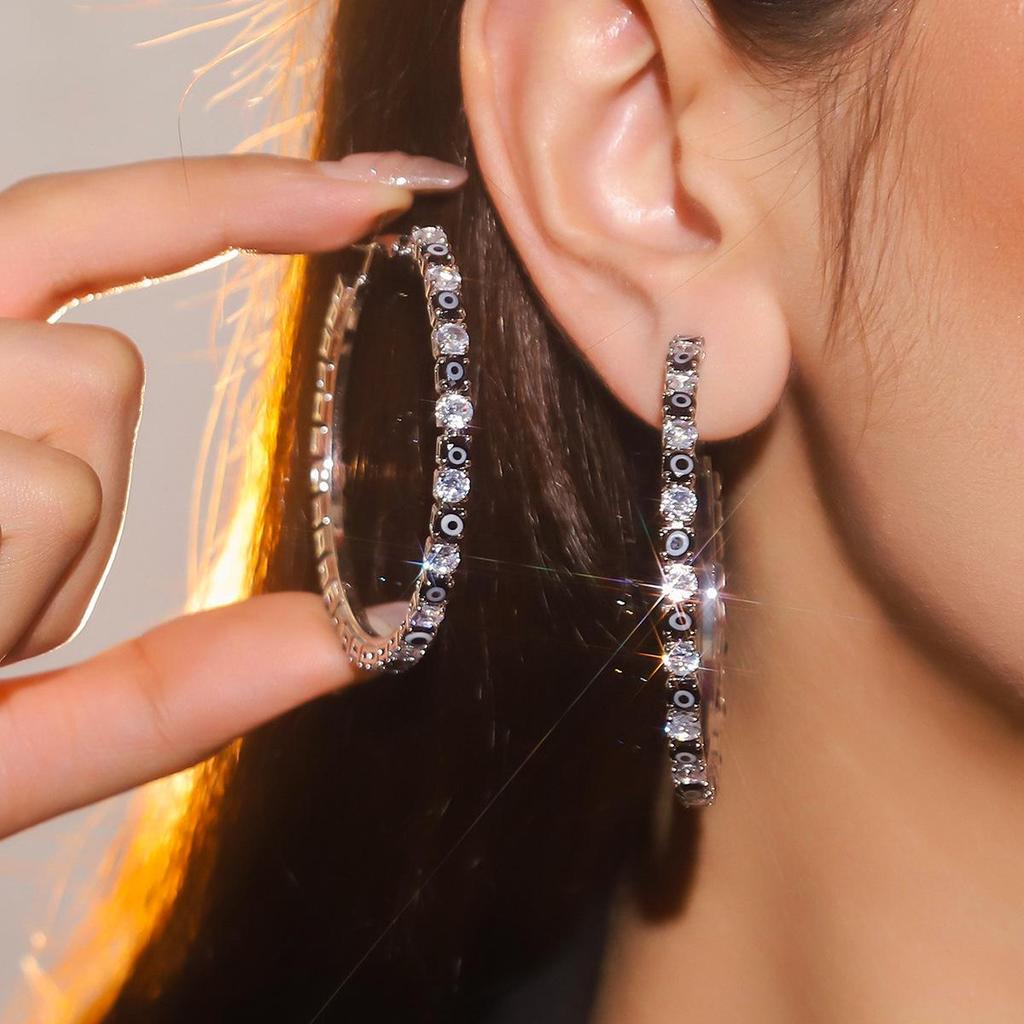 Luxury Rhinestone Hoop Earrings: Simple, Fashionable, and Exaggerated Design for Women
