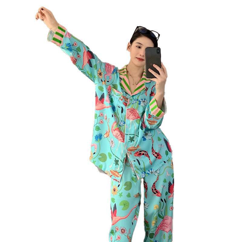 Pajamas for Women In Spring and Summer Long Sleeved Flower and Bird Patterns Luxurious Sexy Comfortable Home Decor