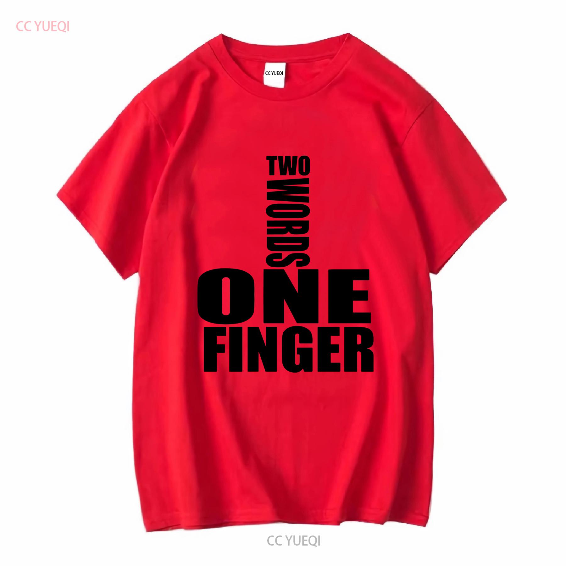 

TWO WORDS ONE FINGER MENS T SHIRT FUNNY RUDE MIDDLE JOKE DESIGN TOP NEW vintage Washed Unisex Versatile Slightly graphic S