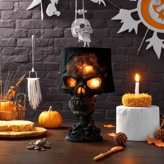 Skalle Bordlampe Gotisk Magma Skallelampe Skummel LED Menneskeskalle Bordlys for Halloweenfest Manteldekorasjon