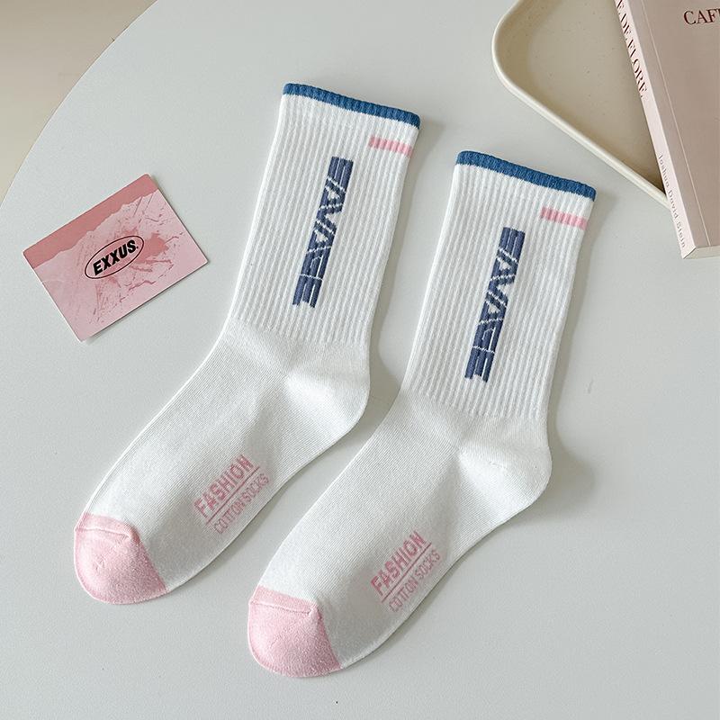 

Women s Spring and Autumn Striped Letter Versatile Sport Tube Socks 1 pair белый
