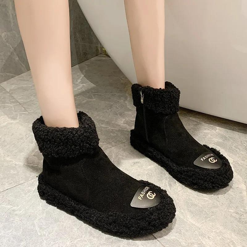 Thickened non-slip snow boots women's 2025 new thermal velvet cotton shoes winter flat-bottomed short boots Martin boots tide