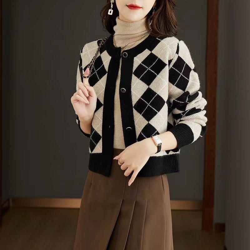 Pulover Cardigan Femeie 2023 Pulover de primăvară Cardigan tricotat cu gâtul în formă de O Femei Scurtă haină cu talie înaltă Pulover Cardigan Femei