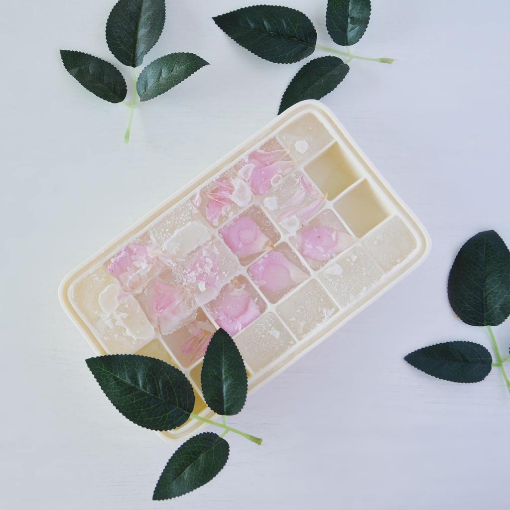 uxcell Silicone Square Ice Cube Tray with Lid, Ice Cube Mold for Freezer, Coffee Bartender Accessories, Light Blue, 24 Grids, 4 Pieces