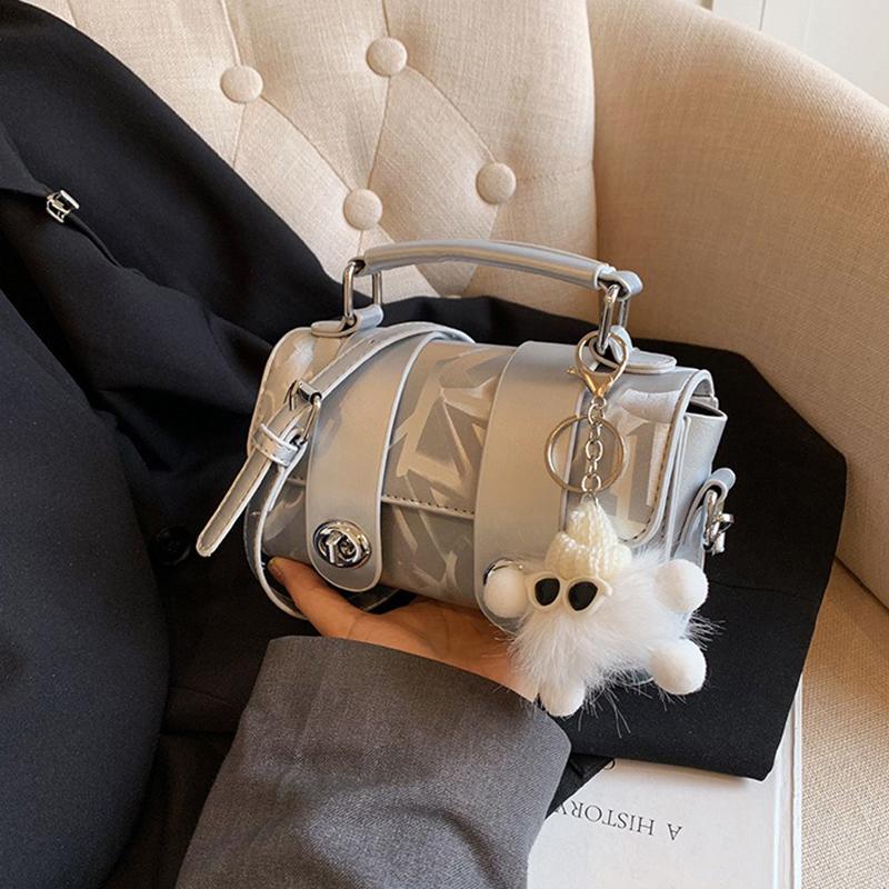 This Year's Popular Bags for Women 2024 Spring and Summer New High-end Portable Small Square Bags Trendy Versatile Shoulder Bags