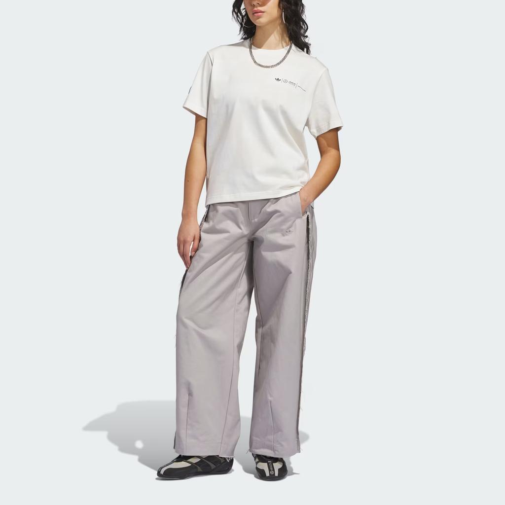 adidas T-shirt con logo Originals x Bad Bunny x Mercedes-AMG Petronas Formula One KD7593
