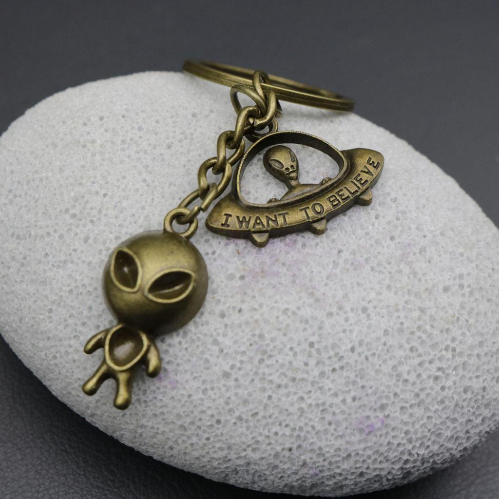 Xiyin UFO Alien Spacecraft Keychain Pendant - Hot Selling