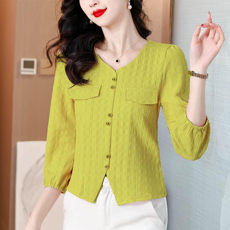 Small Scented V-neck and 7-quarter Sleeve Shirt for Women In Spring New Style Slim and Small Top