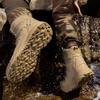 Tactical boots men's outdoor hiking mountaineering hunting expedition rescue shoes light sole middle help desert tooling boots men