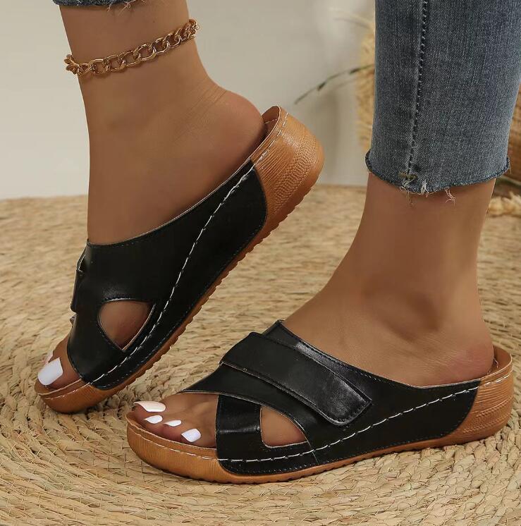 New Summer Solid Color Thick Sole Sandals Large Soft Leather Casual Fashion Tall Slippers Roman Women's Sandals
