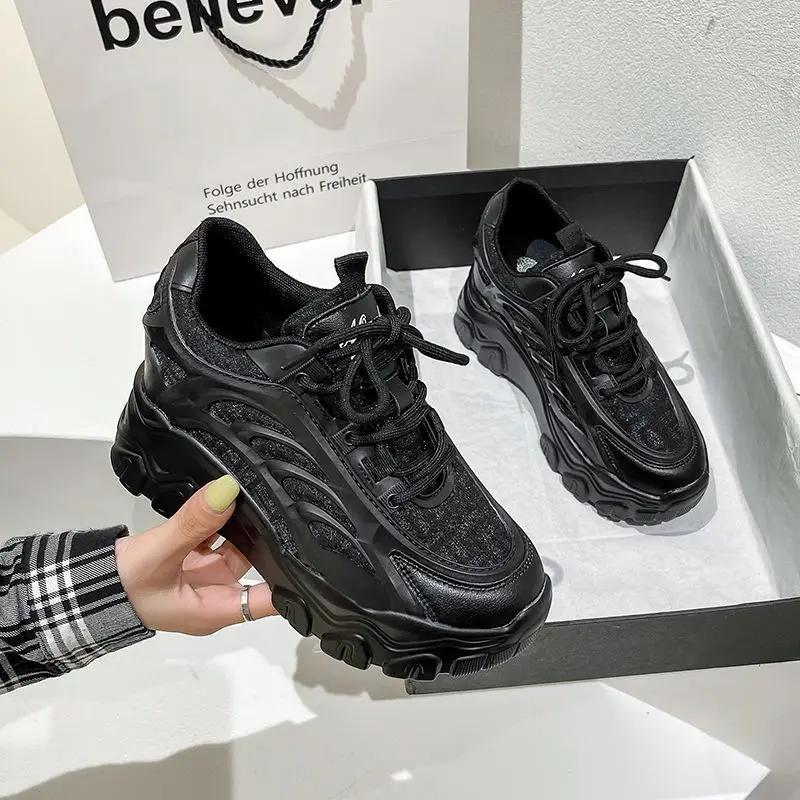 

2024 Роскошные туфли с увеличением роста на 9 см, повседневные кеды для скейтбординга, весенне-осенняя корейская версия, женские кроссовки для бега и спорта 39